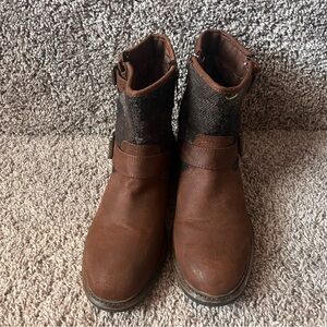 White Mountain Womens Carlin Brown Ankle Boot 10